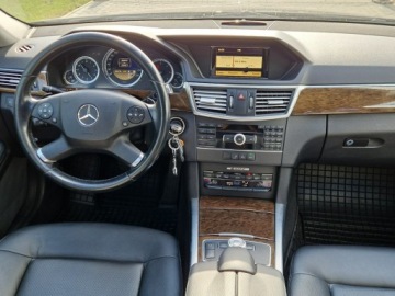 Mercedes Klasa E W212 2012 Mercedes E 250 2.2cdi 204KM Avantgarde 4matic, zdjęcie 26
