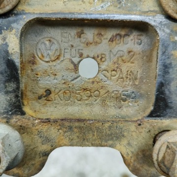 VOLKSWAGEN CADDY 2018 JINÁ DÍL ZAVĚŠENÍ ZADNÍHO