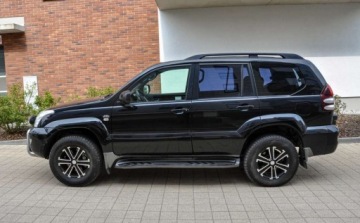 Toyota Land Cruiser IV 3.0 D-4D 173KM 2007 Toyota Land Cruiser 3,0D-4D Bezwypadkowy Salon PL 3.0 Diesel 173KM, zdjęcie 1