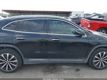 Mercedes GLA II 2021 Mercedes-Benz GLA 250 2021 2.0l 2.0 Benzyna 221KM, zdjęcie 6