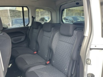 Peugeot Rifter Standard 1.5 BlueHDI 130KM 2024 Peugeot RIFTER GT Automat Podgrzewanie Kamera, zdjęcie 14