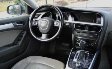 Audi A5 8T Sportback 2.0 TDI 143KM 2010 Audi A5 Sportback 2010r, 2.0 TDI, Automat, Skora, Xenon, Navi, Swietnie ut, zdjęcie 10