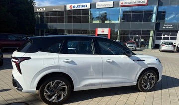 Hongqi HS3 2025 Hongqi HS3 Demonstracyjny 1.5 FWD 156KM 1.5 Benzyna 156KM, zdjęcie 4