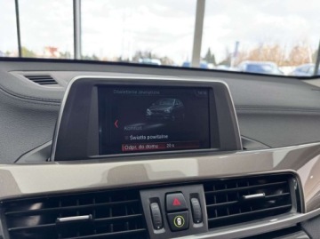 BMW X1 F48 2021 BMW X1 sDrive18i xLine LED Ambiente Czujniki prakowania Salon Polska, zdjęcie 31