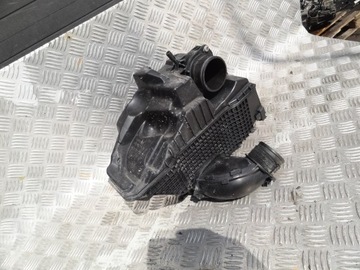 DACIA OE 165001258R POUZDRO FILTRU VZDUCHU TRUBKA