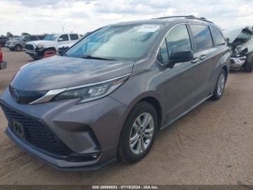 Toyota Sienna III 2022 Toyota Sienna 2022r, Hybrid, XSE, 2.5L 2.5 Hybryda 245KM, zdjęcie 2