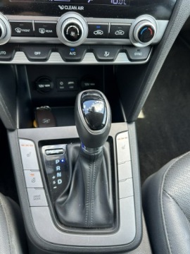 Hyundai Elantra VI 2019 Hyundai Elantra 2.0i automat, zdjęcie 25