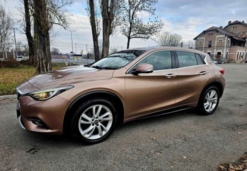 Infiniti Q30 1.6T 122KM 2016 Infiniti Q30 Infiniti Q30 1.6t Premium 1.6 Benzyna 122KM, zdjęcie 8