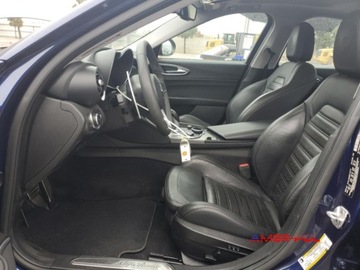 Alfa Romeo Giulia II 2017 Alfa Romeo Giulia 2017 r., 2,0L TI 2.0 Benzyna 280KM, zdjęcie 8