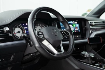 Volkswagen Touareg III SUV 3.0 V6 SCR TDI 286KM 2022 Volkswagen Touareg R-Line 3.0 TDI 286 KM Masaz Hak Salon PL Autotrade, zdjęcie 18