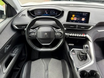 Peugeot 5008 II Crossover 1.2 PureTech 130KM 2017 Peugeot 5008 7 foteli Półskóry Panorama Allure Nowe sprzęgło, zdjęcie 20