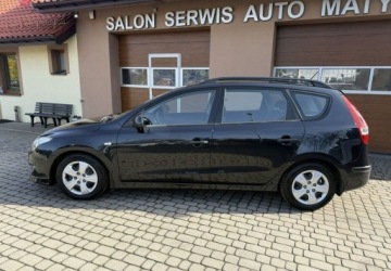 Hyundai i30 I CW Facelifting 1.4 DOHC 109KM 2011 Hyundai i30 1,4 109KM Klimatyzacja 1.4 Benzyna 109KM, zdjęcie 8