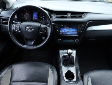 Toyota Avensis III Wagon Facelifting 2015 2.0 D-4D 143KM 2015 Toyota Avensis 2.0 D-4D, Salon Polska, Serwis ASO, zdjęcie 6