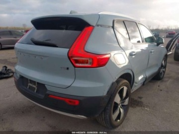 Volvo XC40 Crossover 2.0 T5 247KM 2019 Volvo XC 40 2019 r., 2,0L T5 MOMENTUM 2.0 Benzyna 247KM, zdjęcie 5