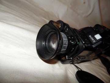 Аналоговая камера Sony CCD-V95E Video8, 4 аккумулятора, сумка, непроверенная