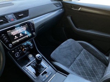 Skoda Superb III Scout 2.0 TDI SCR 200KM 2022 Skoda Superb Sportline ! 4x4 ! Podgrzewane Fotele, zdjęcie 13