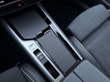 Volkswagen Passat B8 Variant Facelifting 2.0 TDI SCR 150KM 2025 Volkswagen Passat Variant Elegance Matrix ACC Digital Cockpit Hak FV23, zdjęcie 19