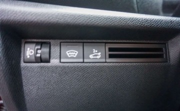 Citroen 2024 Citroen C4 Citroen C4X Plus 1.2 130KM 1.2 Benzyna 130KM, zdjęcie 23