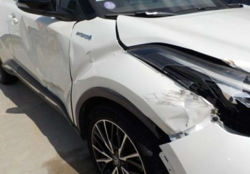 Toyota C-HR I Crossover Facelifting 1.8 Hybrid 122KM 2020 Toyota C-HR Okazja 1.8 Hybryda 122KM, zdjęcie 21