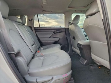 Toyota Highlander III 2021 Toyota Highlander XLE 2021 3.5 Benzyna 295KM, zdjęcie 11