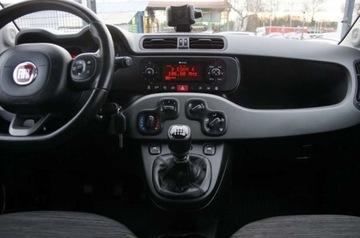 Fiat Panda III 4x4 Seria 1  0.9 TwinAir 85KM 2017 Fiat Panda 0.9 Benzyna 85 KM, 4x4, Klimatyzacja, Hak, GWARANCJA Benzyna, zdjęcie 12
