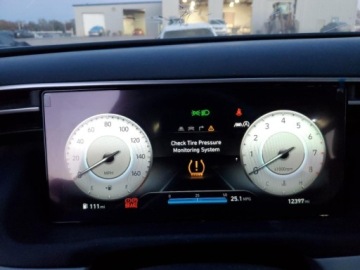 Hyundai Tucson IV 2023 Hyundai Tucson Limited, 2023r., 4x4, 2.5L 2.5 Benzyna 187KM, zdjęcie 10