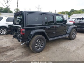 Jeep 2024 Jeep Wrangler 2024 Jeep Wrangler Sahara 4 Door 4x4 3.6 Benzyna 285KM, zdjęcie 2