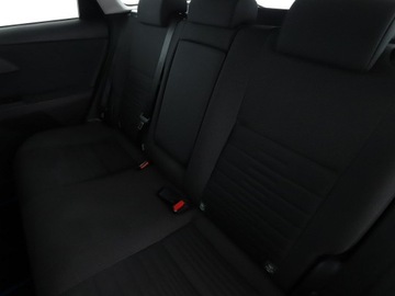 Toyota Auris II Touring Sports Facelifting 1.8 Hybrid 136KM 2017 Toyota Auris hybryda kamera tempomat Bluetooth, zdjęcie 16