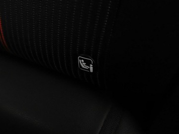 Renault Captur II Crossover 1.3 TCe 140KM 2021 Renault Captur R.S. Line automat kamera navi, zdjęcie 39