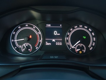 Skoda Kamiq Crossover 1.0 TSI 110KM 2022 Skoda Kamiq 1.0 TSI, Salon Polska, 1. Właściciel, zdjęcie 10