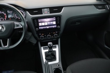 Skoda Octavia III Kombi Facelifting 1.4 TSI 150KM 2018 Skoda Octavia 1.4 TSI, Salon Polska, zdjęcie 7