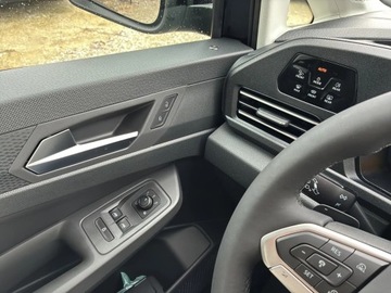 Volkswagen Caddy V Caddy 1.5 TSI 114KM 2025 Volkswagen Caddy Maxi 7 os. DARK LABEL/ automat DS, zdjęcie 24