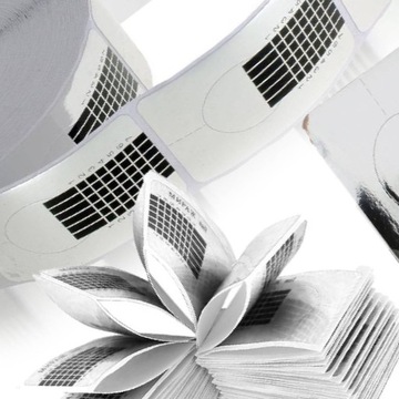 SZABLONY FORMY DO PAZNOKCI WĄSKIE SREBRNE 50 SZT