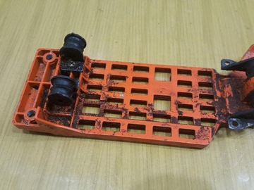 ECHO CS-304 VL КРЫШКА КОРПУС МОНТАЖНЫЙ КОРПУС