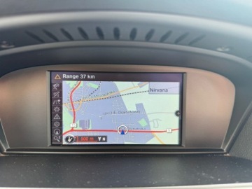 BMW Seria 3 E90-91-92-93 Limuzyna E90 318d 143KM 2010 BMW Seria 3 XENON NAWIGACJA PODGRZEWANE FOTELE KLIMATYZACJA PARKTRONIC SZY, zdjęcie 10