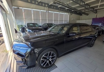 BMW Seria 7 G70 2023 BMW Seria 7 Salon Polska Radary automatyczne drzwi wszystkie pakiety Mpro, zdjęcie 4