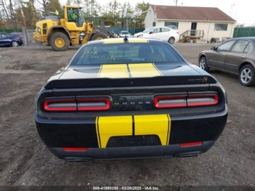 Dodge Challenger III 2022 Dodge Challenger RT Scat Pack 2022 6.4l 6.4 Benzyna 485KM, zdjęcie 4