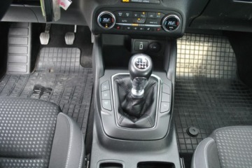 Ford Focus IV Kombi 1.5 EcoBlue 120KM 2019 Ford Focus Connected 1,5 EcoBlue 1320KM ASO Gwaran, zdjęcie 18