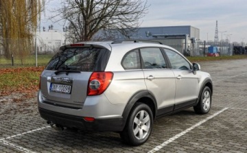 Chevrolet Captiva I 2.0D 150KM 2007 Chevrolet Captiva 2,0VDCI (150KM) 4x4 Bezwypadkowy 2.0 Diesel 150KM, zdjęcie 3