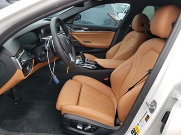BMW Seria 5 G30-G31 2022 BMW Seria 5 BMW 530 XI, 2022r., 4x4, 2.0L, zdjęcie 7