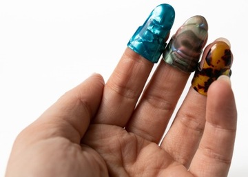 НАБОР ИЗ 4 гитарных когтей/медиатора, КРАСНЫЙ