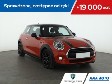 Mini Mini F56 Hatchback 3d Facelifting Cooper 1.5 136KM 2018 MINI 3-door Cooper, Salon Polska, Serwis ASO