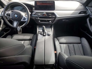 BMW Seria 5 G30-G31 2022 BMW Seria 5 540xi 2022 3.0l 3.0 Benzyna 335KM, zdjęcie 8