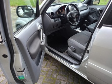 Toyota RAV4 II 2003 Toyota RAV4 Toyota RAV4 2.0 d 4x4 2.0 Diesel 85KM, zdjęcie 11