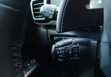 Citroen C5 Aircross SUV 1.5 BlueHDI 131KM 2019 Citroen C5 Aircross 1.5 BlueHDI 130KM Automat Feel SalonPL SerwsiASO Iwl., zdjęcie 13