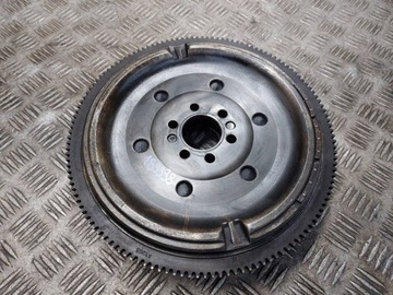 KOLO DVOUHMOTNÉ PASSAT B5 1.9 TDI 90 KM