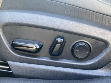 Lexus ES VII (XV70) Sedan Facelifting 300h 218KM 2025 Od ręki - 300h Business Edition 2.5 E-CVT 218KM | Podgrzewane fotele!, zdjęcie 8