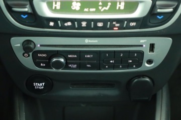 Renault Megane III Grandtour Facelifting 2013 Energy TCe 115KM 2015 Renault Megane 1.2 TCe, Salon Polska, Klima, zdjęcie 11