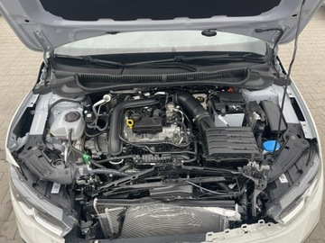 Volkswagen Polo VI Hatchback 5d Facelifting 1.0 TSI 95KM 2024 Volkswagen Polo automat Parktronik Virtual cockpit, zdjęcie 7