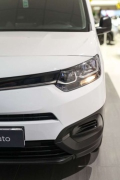 Toyota 2024 Toyota Proace City City 1.5 D-4D Long 2,4t Active 1.5 Diesel 102KM, zdjęcie 10